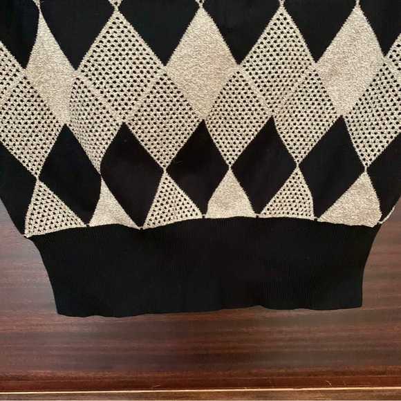 Zara Gold and Black Argyle Sweater, Size Medium - Picture 7 of 10